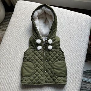 18M Green Vest
